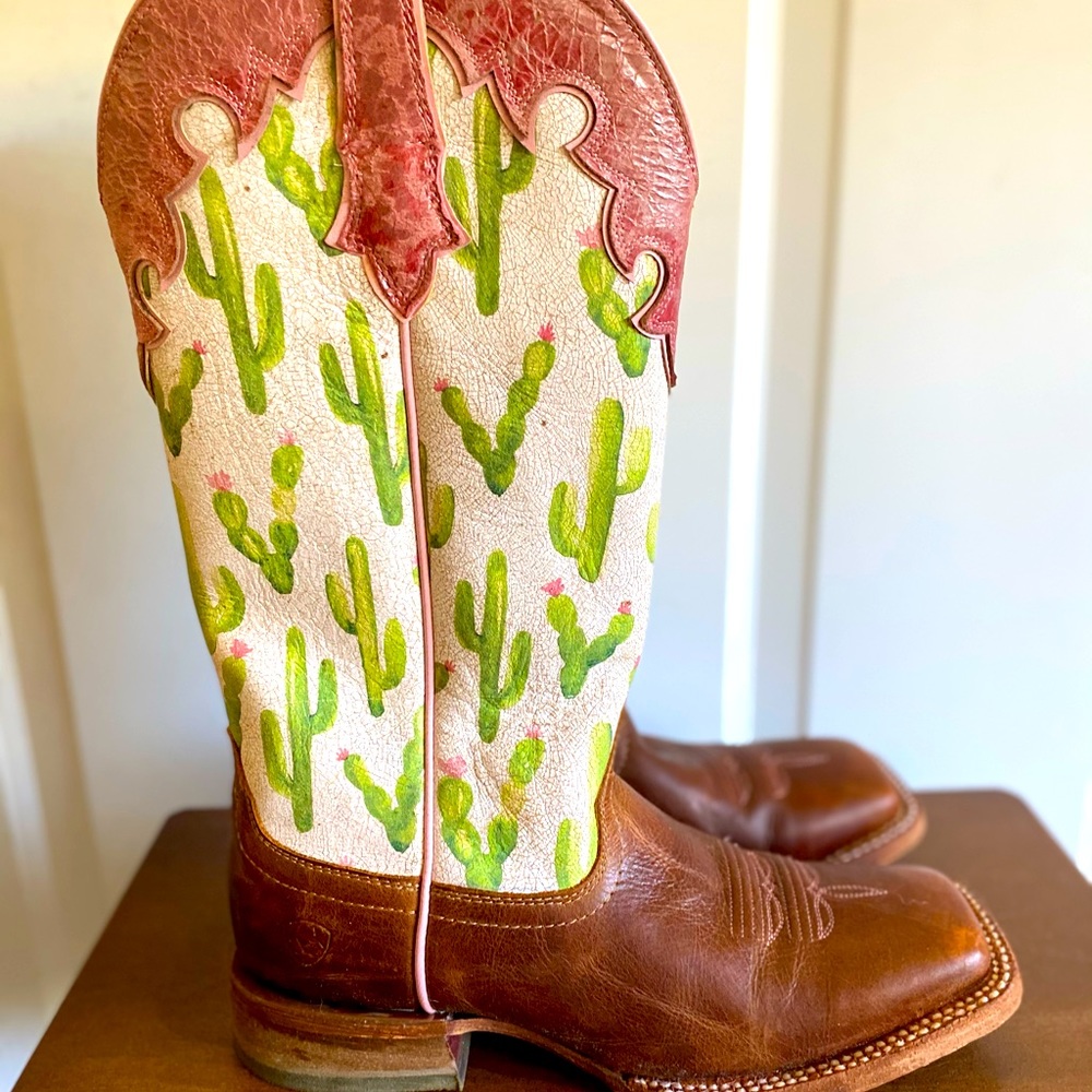 Ariat Cactus Print Boots